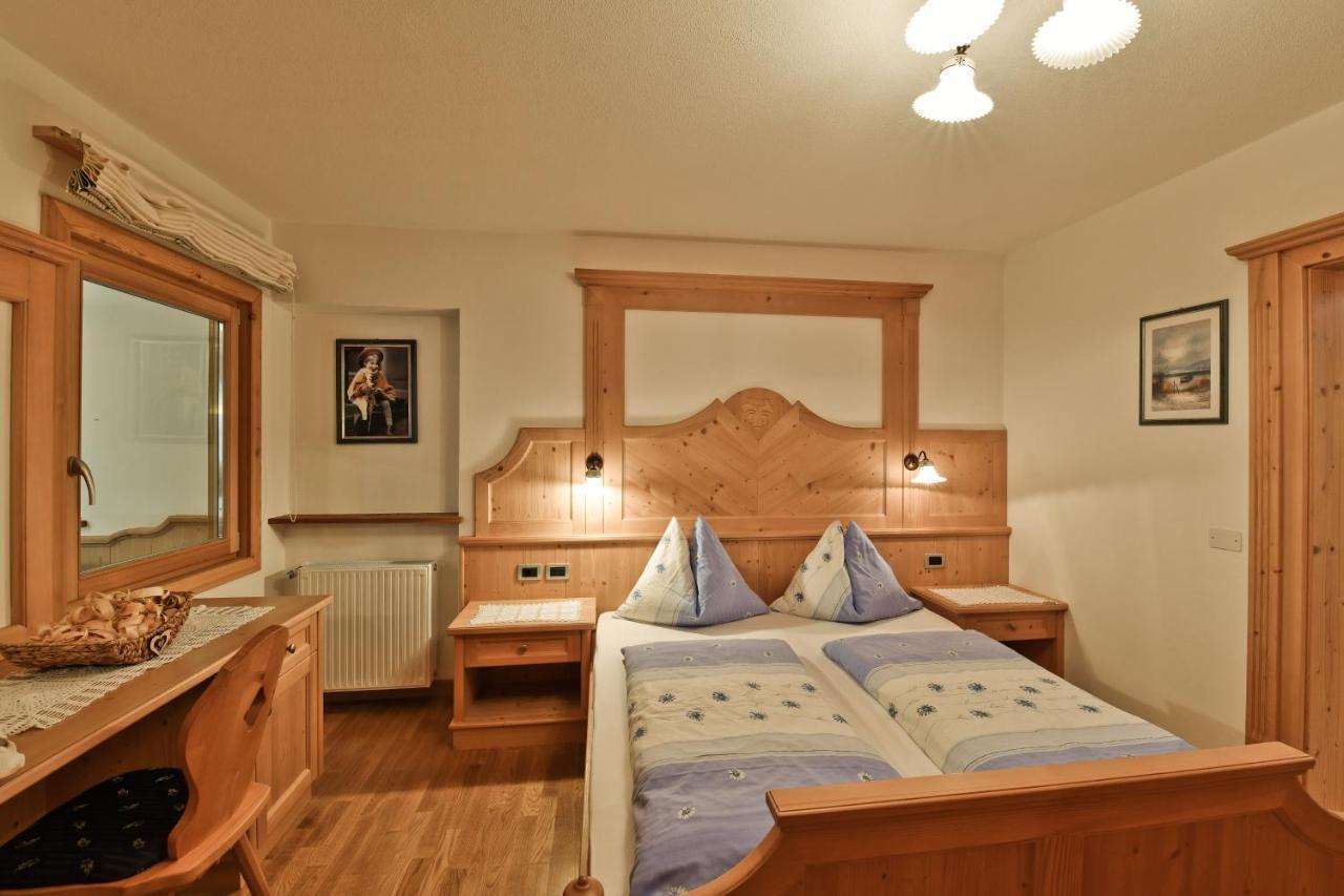 Apartament Ciasa Mirio' La Val Zewnętrze zdjęcie