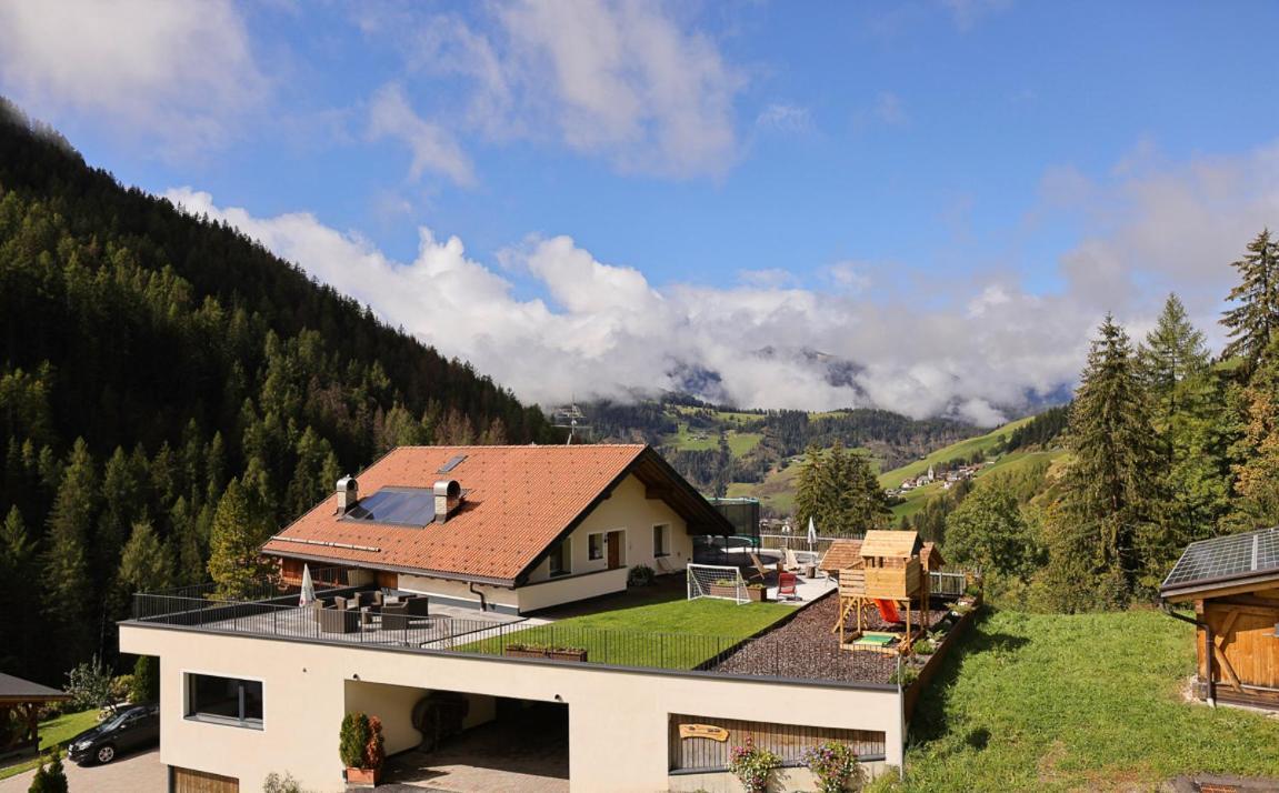 Apartament Ciasa Mirio' La Val Zewnętrze zdjęcie
